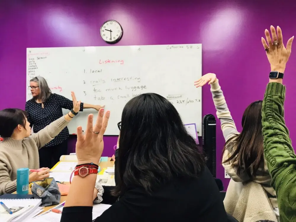 VGC 語学学校(ESL)-積極的に発言する生徒たち