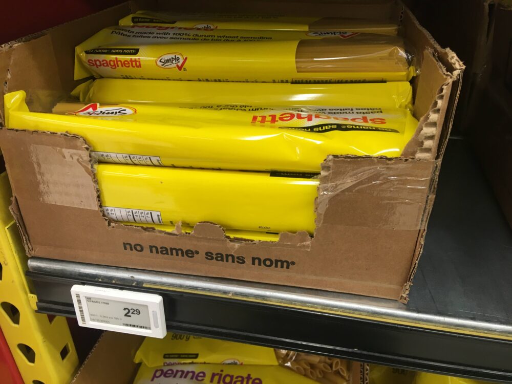 黄色いパッケージが特徴的なno nameブランド