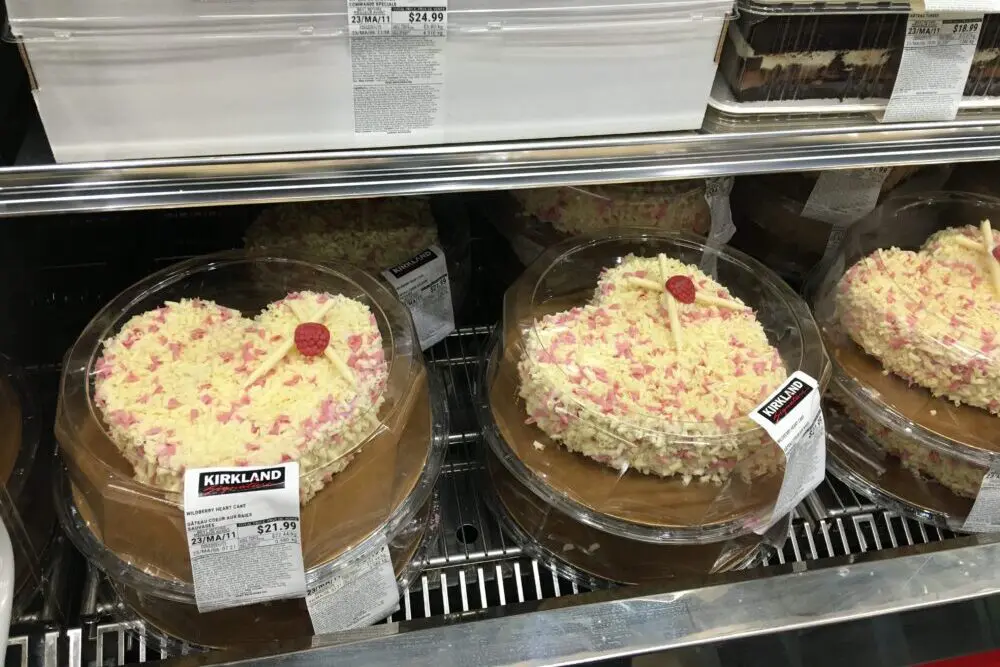 ハート型のケーキ