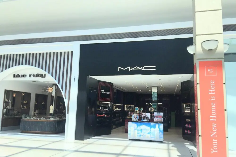 MAC Cosmetics外観