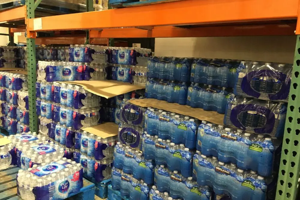 業務サイズの水