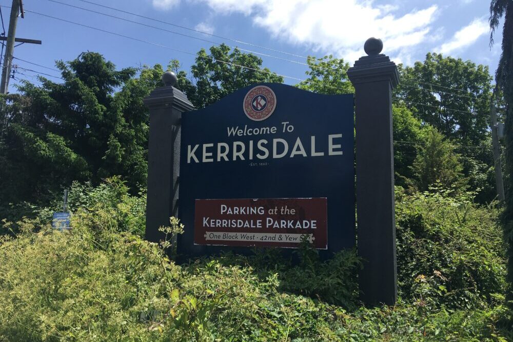 Kerrisdaleの看板