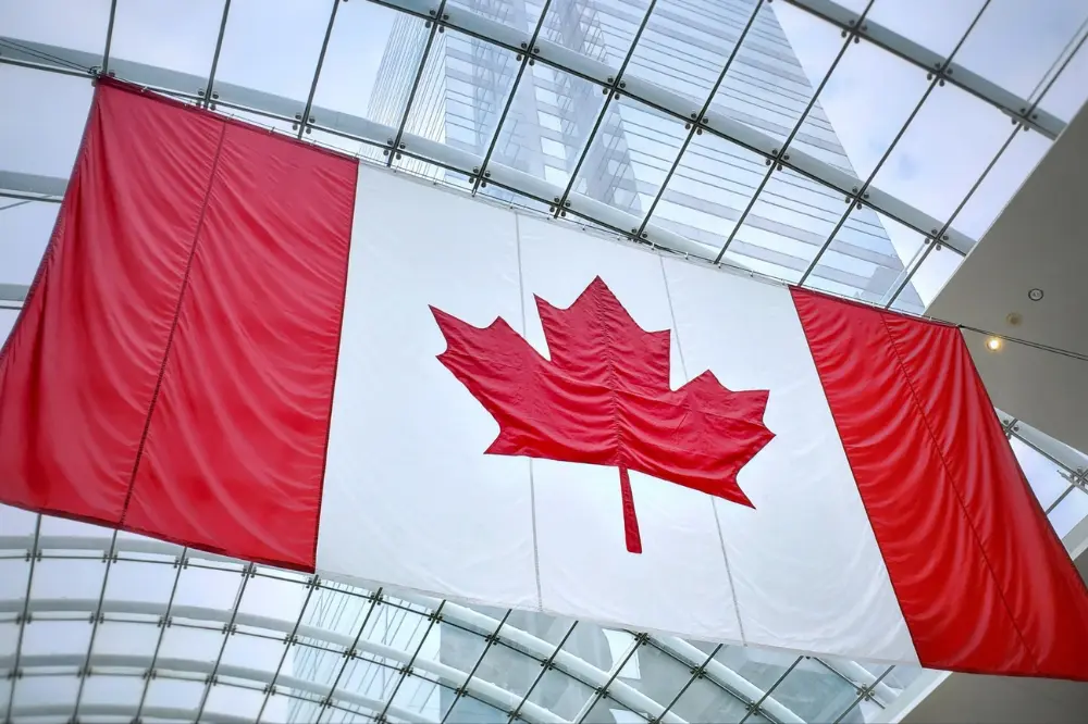 Amazon.co.jp: CANADA 1982年 COAST TO COAST カナダ 写真集